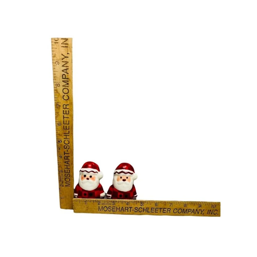 Unbranded vintage santas